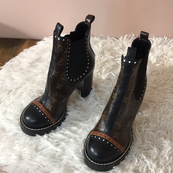 Louis Vuitton Calfskin Monogram Star Trail Ankle Boots - Picture 10 of 16